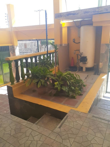 Imagen 15 de 30 de Amplia Casa En Venta La Esmeralda