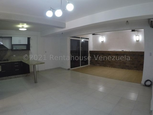 Increible Villa Ubicada En Conjunto Residencial De Solo 19 Casas, Cuenta Con Planta Electrica 100%, Pozo De Agua, Gas Directo, Con Agradables Areas Sociales (piscina, Parrillera)