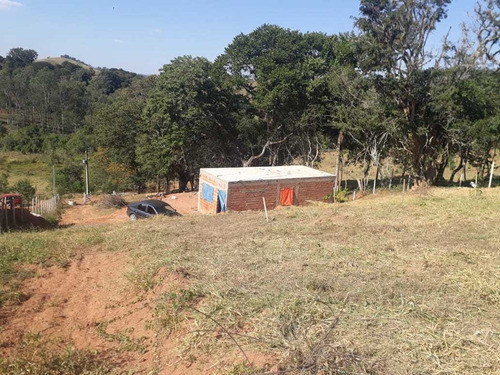 Chácara Com 2.250m . Estiva Sul De Minas Gerais