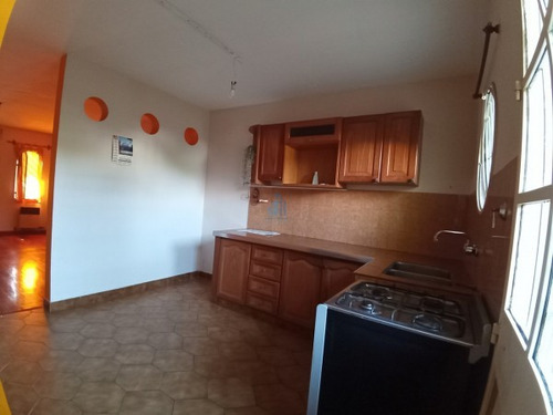 Venta Duplex 3 Ambientes C/ Cochera En Castelar