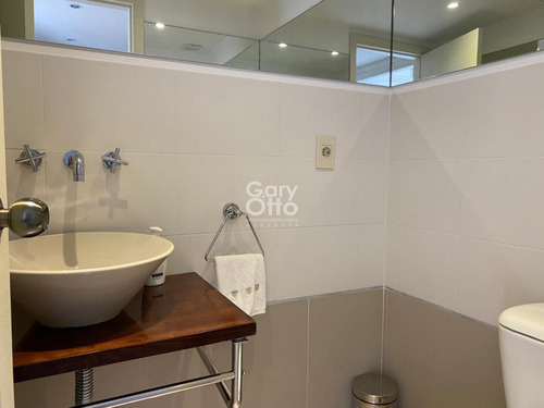 Apartamento En Venta Y Aqluiler, Peninsula, Punta Del Este, 3 Dormitorios.- Ref: 24251