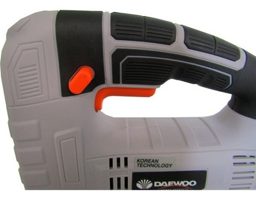 Imagen 6 de 10 de Sierra Caladora Daewoo 800 Laser Vel Variable Pendular Guia