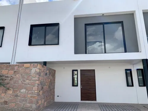 Casa En Venta En El Condado Querétaro Con Vista Al Área Verde