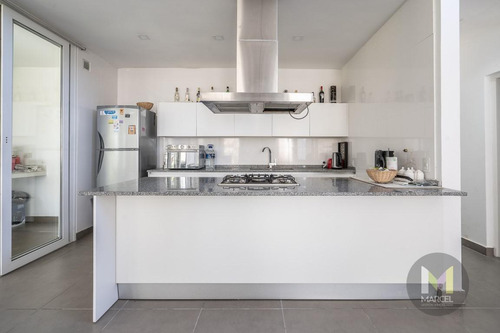 Imagen 10 de 30 de Casa En Venta - 5 Ambientes - Barrio Privado - La Herradura - Pinamar