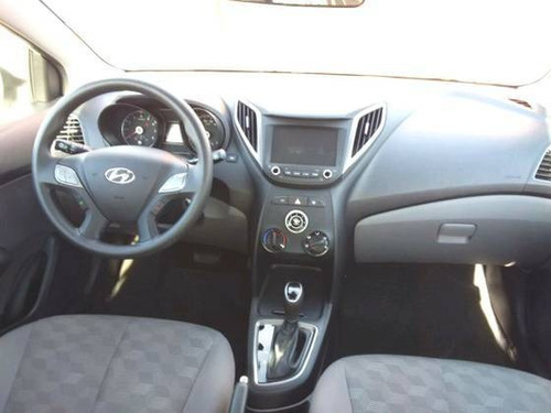 Imagem 3 de 9 de Hyundai Hb20s 1.6 Comfort Plus 16v Flex 4p Automático