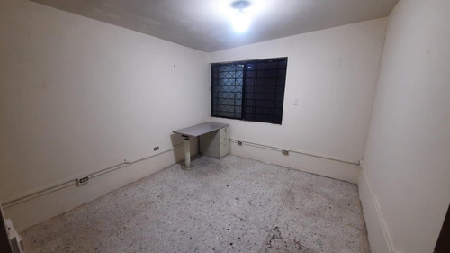 Oficina Con Bodega Renta Mitras Norte Monterrey