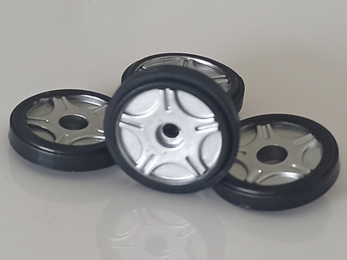 Imagen 5 de 10 de 4 Ruedas De Juguete Para Recrear Autos Y Robot Infantil