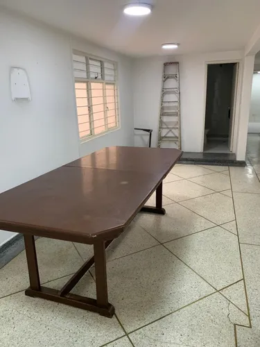 Casa Con Excelente Ubicacion Y Valorizacion. Es Una Muy Buena Oportunidad De Inversion.