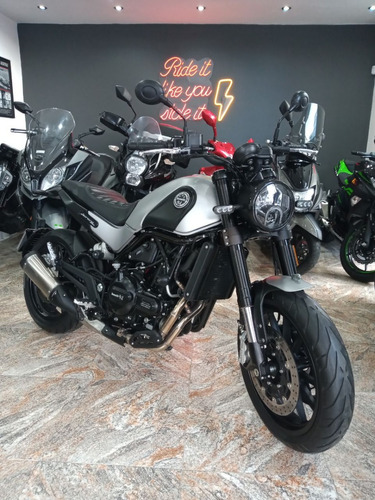 Benelli Leoncino 500 Modelo 2021 Con 12.000kms