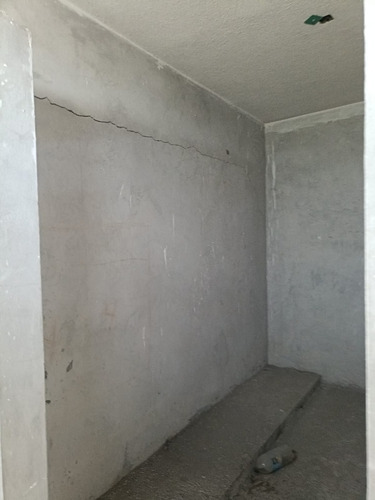 Sevende Casa $1,450,00 Tal Y Como Se Muestra En Las Fotos. En Calle Costa Azul Lotes 8 Y 9. Manzana A Entre Playa Xcaret Y Av. Xana. Col. Ampliación Las Bajadas. Veracruz. Ver.