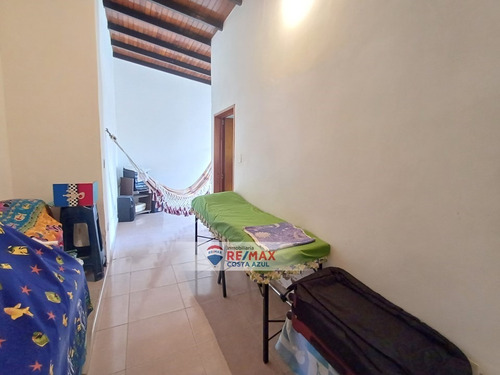 En Venta Casa Con Local Comercial De 175 Metros Cuadrados, Excelente Ubicación En El Casco Central De Tucacas.
