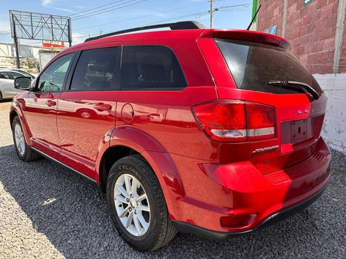 Dodge Journey 2.4 Sxt 7 Pasajeros Plus Mt