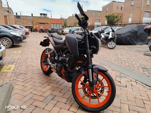 Duke 200 Modelo 2021 Color Negro- Naranja 10/10