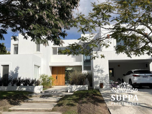 Casa En Alquiler El Golf Nordelta