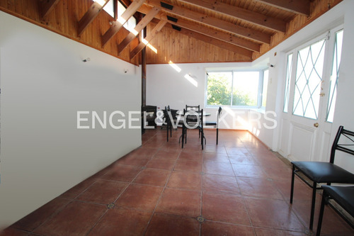 Casa En La Candelaria, Mostazal