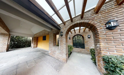 Casa En Venta En La Toscana En Bosques De Las Lomas: Tu Nuevo Hogar !