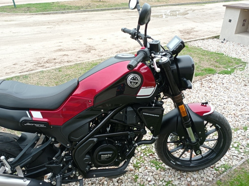 Imagen 7 de 10 de Benelli Leoncino 250