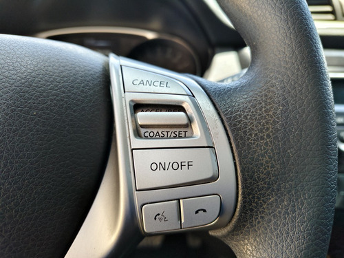Nissan X-Trail 2.5 SENSE 4X2 CVT AT 5P