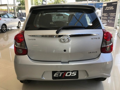 Toyota Etios 1.5 Xls At Hb