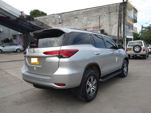 Toyota Fortuner 2.4 Diésel 4x2 Automática Modelo 2020