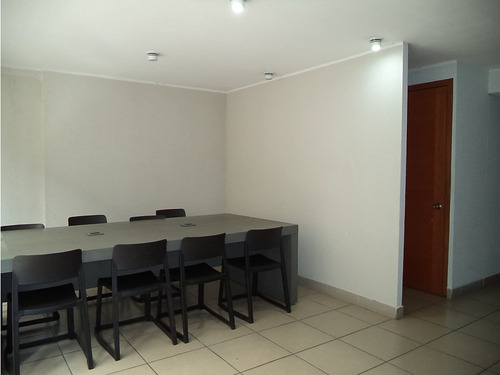 Arriendo Metro Santa Lucia / Carmen / Marin