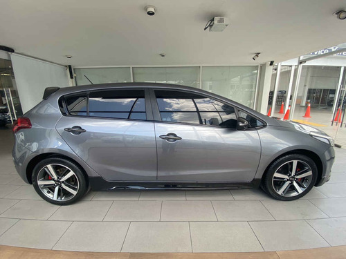 Imagen 6 de 14 de Kia Forte Hb 2018 5p Sx, Tm6, Piel, Qc, Ra-17