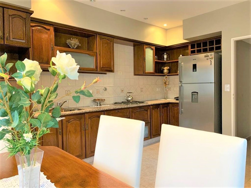 Imagen 6 de 14 de Casa 5 Amb - Piscina - Lote 8,66x34 // Las Bases 992