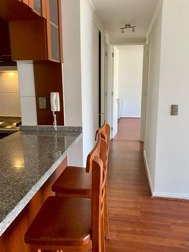 Depto En Arriendo De 2 Dorm, Ñuñoa, Plaza Egaña.