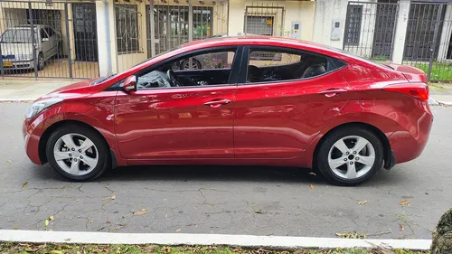 Hyundai Elantra 1.8 i35 GLS MT