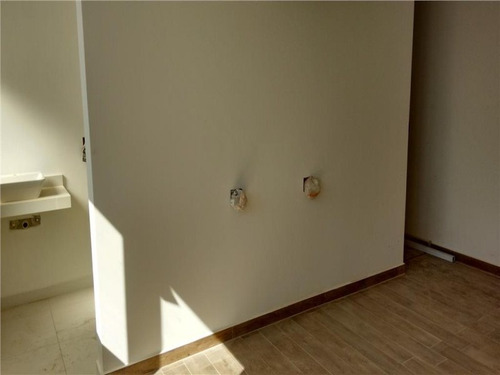 Sobrado Com 3 Dormitórios À Venda, 590 M² Por R$ 2.310.000,00 - Condomínio Chácara Ondina - Sorocaba/sp - So0001 - 67639617