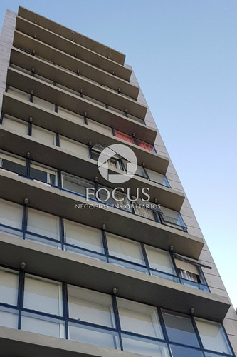 Venta Apartamento Con Renta 1 Dormitorio Y Gran Patio En Tres Cruces