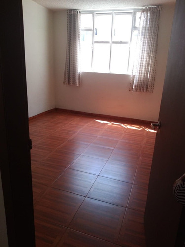Edificio Para Remodelar Con Local Comercial