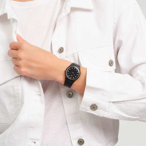 Imagen 3 de 4 de Reloj Swatch Sparkle Night De Silicona Para Mujer Ss Color De La Malla Negro Color Del Bisel Negro Color Del Fondo Negro