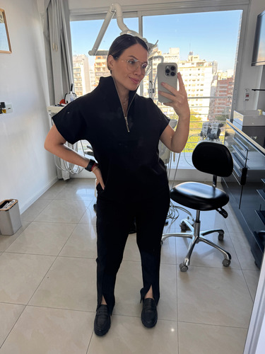 Ambos Médicos Work And Chill Negro Lisa M