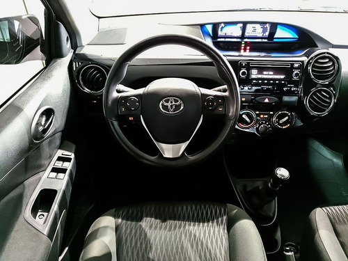 Imagem 7 de 16 de Toyota Etios 1.5 Xs Sedan 16v