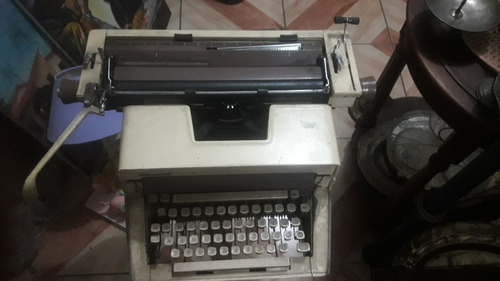 Imagen 3 de 8 de Maquina De Escribir Antigua Remigton Muy Buena Condicion