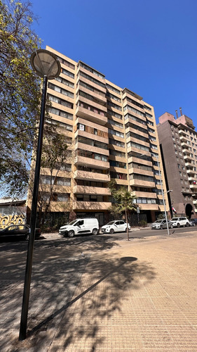 Impecable Depto, Condominio Tranquilo, Barrio Muy Atractivo