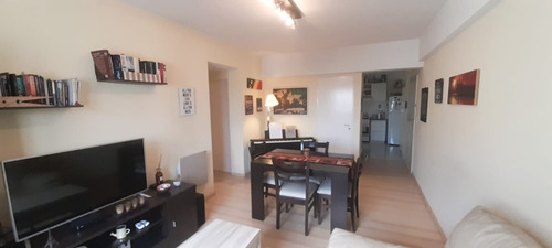 Imagen 4 de 14 de Amplio Dpto. 2 Amb. Contrafrente En Venta En Caballito - Posibilidad De Financiación De Hasta Un 50% Del Valor