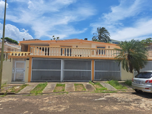 Se Ofrece En Venta Casa En La Cornisa