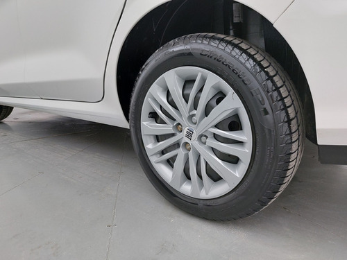 Fiat Cronos 1.3 FIREFLY FLEX DRIVE MANUAL
