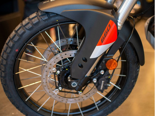 Imagen 18 de 25 de Aprilia Tuareg 660cc Roja Entrega Inmediata 80cv