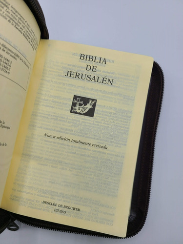 Imagen 5 de 9 de Biblia Catolica De Jerusalen Bolsillo Cierre Piel Cafe