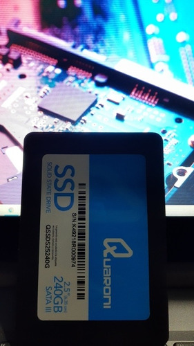 Imagen 2 de 2 de Ssd Quaroni 240gb 2.5 Sata