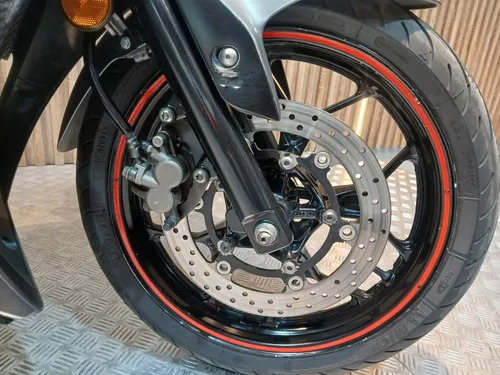 Yamaha R3 320 2017