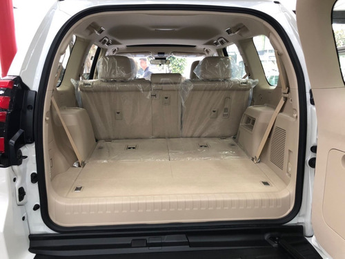 Imagen 3 de 11 de Toyota Prado