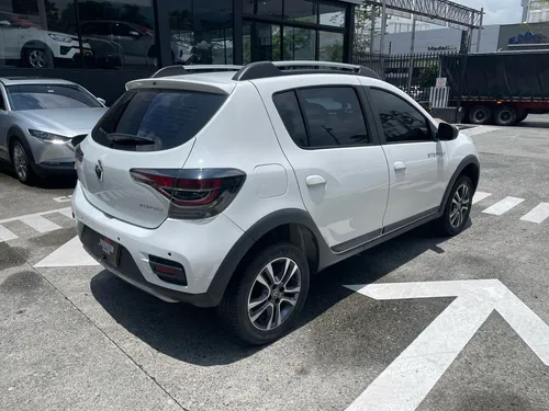 Renault Stepway 1.6 Intens Cvt