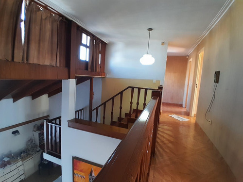 Excelente Chalet De 5 Ambientes