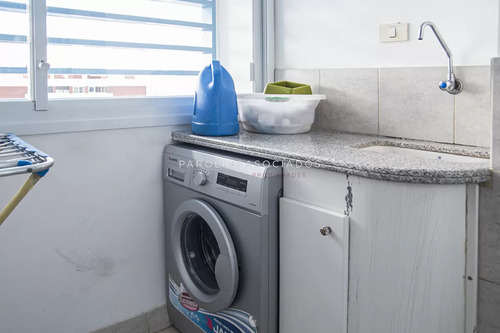 Divino Apartamento En Venta De 3 Dormitoriors En Torre Nueva York, Punta Del Este.