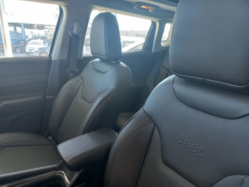 Imagen 13 de 15 de Jeep Compass Longitud Plus Turbo 1.3