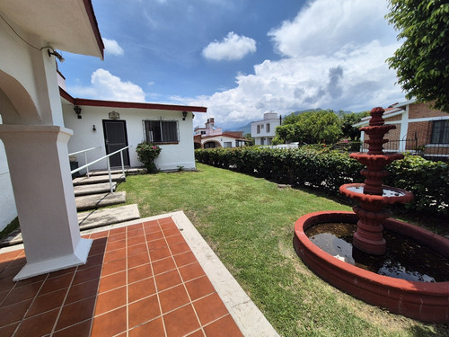 Casa En Venta Oaxtepec Morelos 3 Recamaras Amplio Jardin